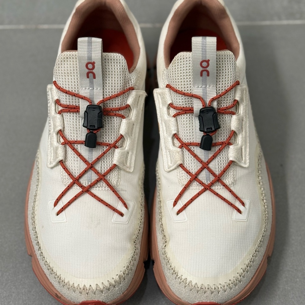 On Running (Ice / Chill) Running Shoes